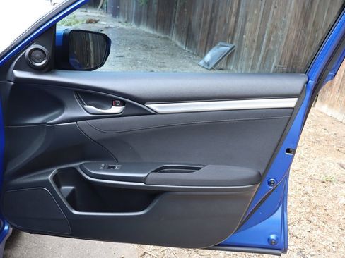 Used 2018 Honda Civic EX image 26