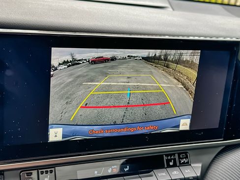 Used 2025 Toyota Camry SE w/ Multimedia Upgrade Package image 18