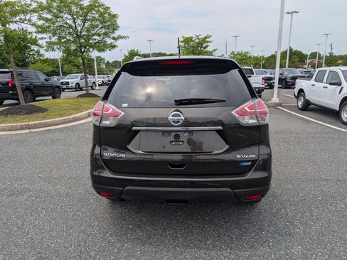 Used 2014 Nissan Rogue SV AWD/4WD image 4