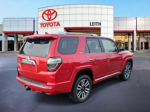 Used 2022 Toyota 4Runner Limited image 5