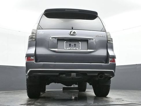 Used 2023 Lexus GX 460 Premium AWD/4WD image 40