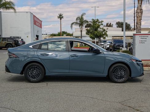 New 2026 Nissan Sentra SV FWD image 3