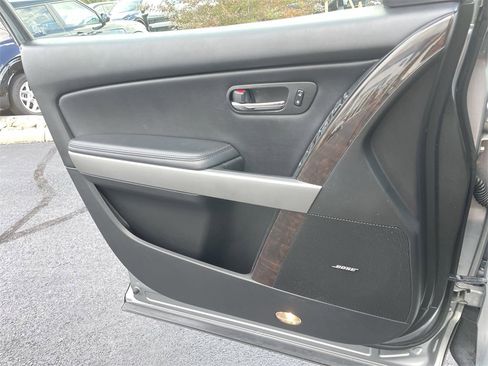Used 2010 MAZDA CX-9 Grand Touring w/ Moonroof & Bose Audio Pkg image 20