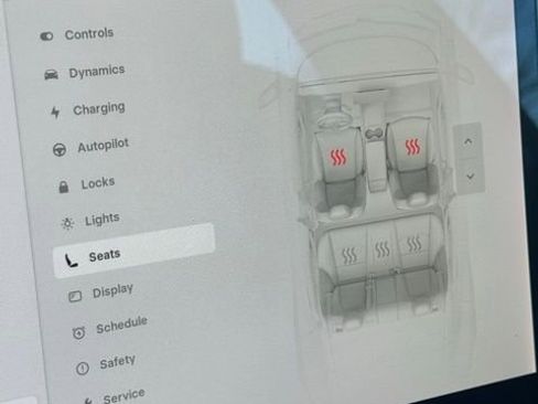 Used 2021 Tesla Model 3 Standard Range Plus image 40