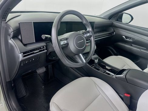 Certified 2026 Hyundai Santa Cruz SEL FWD image 9