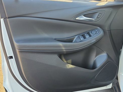 Used 2023 Buick Encore GX Select w/ Safety Package II image 13