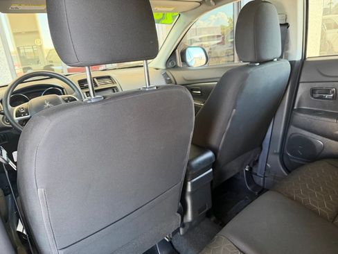 Used 2024 Mitsubishi Outlander Sport ES AWD/4WD image 23
