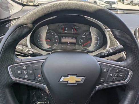 Used 2023 Chevrolet Malibu LT FWD image 23