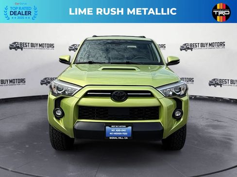 Used 2023 Toyota 4Runner TRD Off-Road Premium AWD/4WD image 2