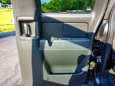 Used 2005 Chevrolet Silverado 2500 LS w/ Heavy-Duty Power Package image 26