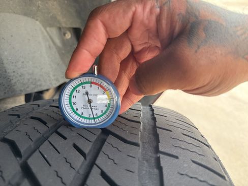 Used 2013 Chevrolet Tahoe LTZ image 16