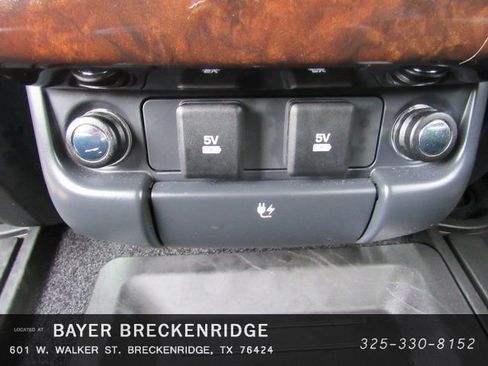 Used 2020 Land Rover Range Rover HSE image 13