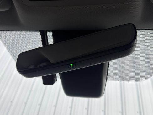 Used 2018 Toyota Highlander Limited image 31