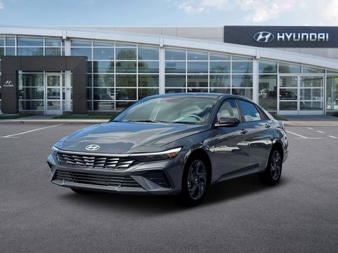 New 2026 Hyundai Elantra Sport image 1