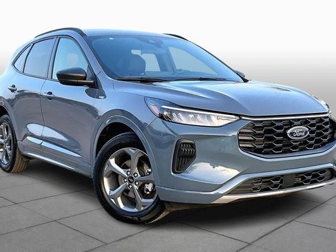 Certified 2023 Ford Escape ST-Line w/ Tech Pack #1 image 3