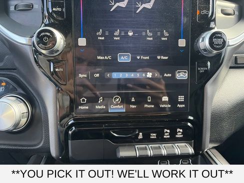 Used 2022 RAM 1500 Laramie AWD/4WD image 13