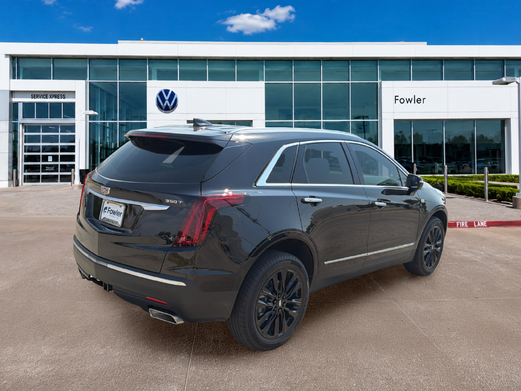 Used 2024 Cadillac XT5 Luxury FWD image 5