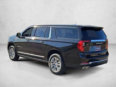 New 2026 GMC Yukon XL Denali w/ Sun & Power Step Package AWD/4WD image 9