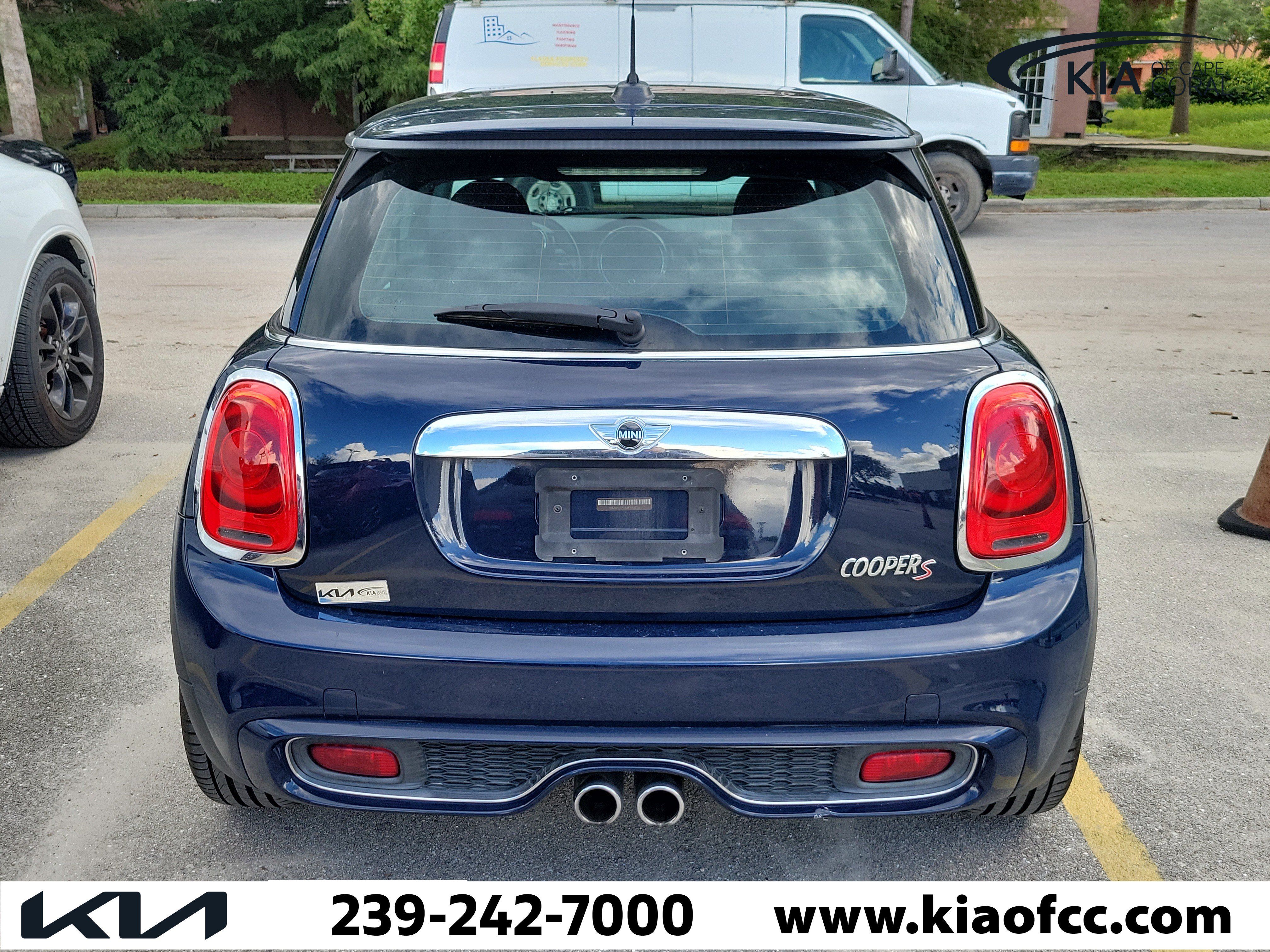 Used 2015 MINI Cooper S FWD image 5