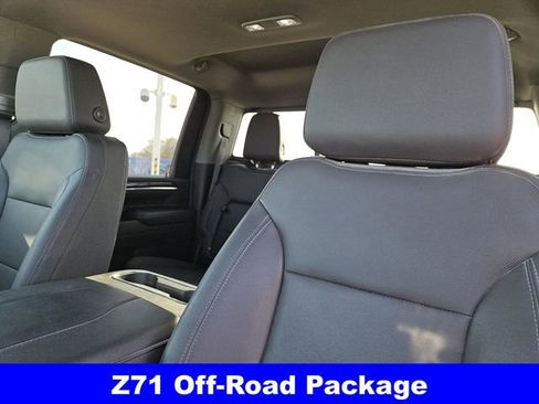Used 2024 Chevrolet Silverado 2500 LTZ w/ LTZ Convenience Package image 27