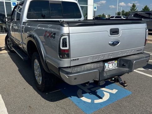 Used 2016 Ford F350 Lariat AWD/4WD image 6