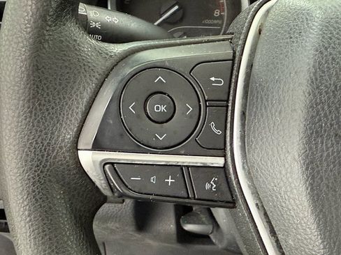 Used 2023 Toyota Camry LE image 9