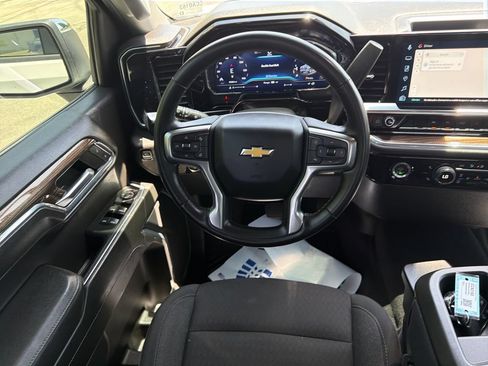 Used 2023 Chevrolet Silverado 1500 LT AWD/4WD image 24