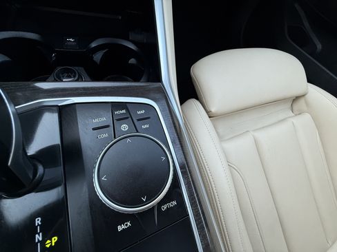 Used 2019 BMW 330i Sedan w/ Driving Assistance Package RWD image 33