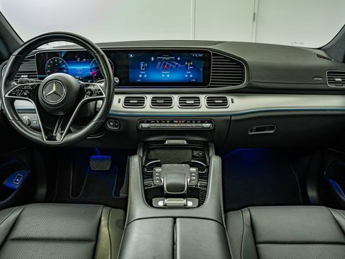 Certified 2024 Mercedes-Benz GLS 450 4MATIC image 31