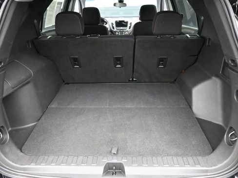 Used 2022 Chevrolet Equinox LT image 9