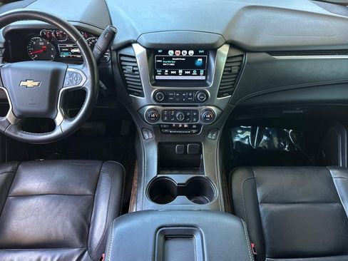 Used 2017 Chevrolet Tahoe LT AWD/4WD image 4