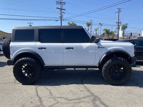 Used 2024 Ford Bronco Black Diamond AWD/4WD image 8