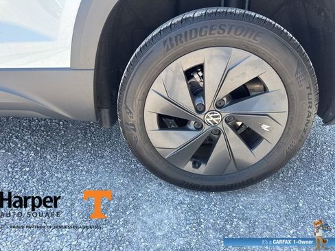 Used 2025 Volkswagen Taos S image 20