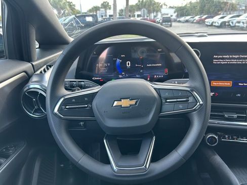 New 2026 Chevrolet Equinox EV LT FWD image 18