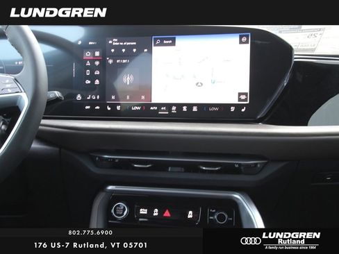 New 2025 Audi Q5 Premium Plus image 3