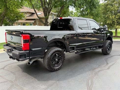 Used 2023 Ford F250 XLT w/ XLT Premium Package AWD/4WD image 6