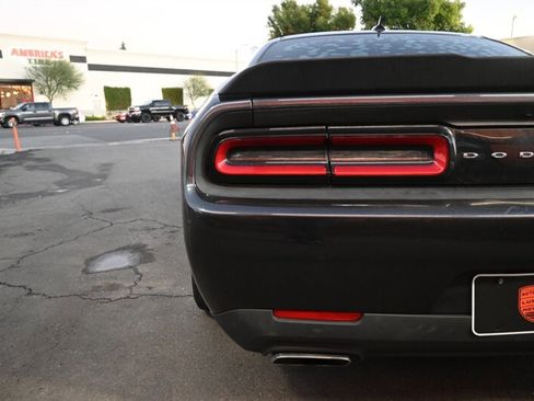 Used 2016 Dodge Challenger SXT w/ Blacktop Package image 9