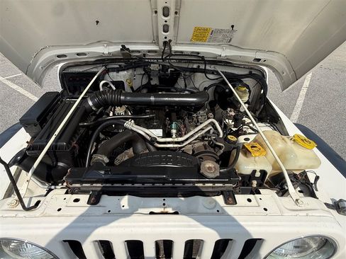 Used 2006 Jeep Wrangler Unlimited Rubicon AWD/4WD image 21
