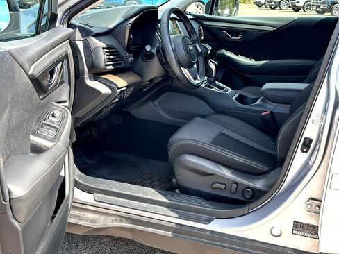 Used 2022 Subaru Outback Premium image 7