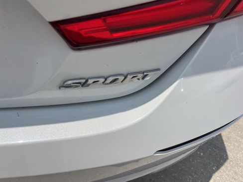 Used 2021 Honda Accord Sport image 6