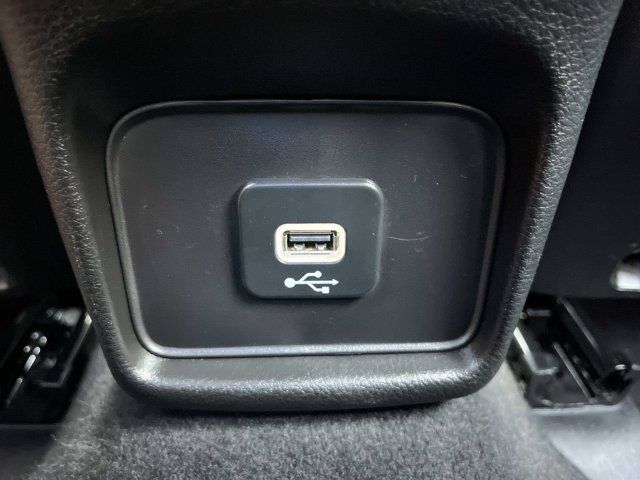 Used 2020 Jeep Compass Latitude FWD image 17