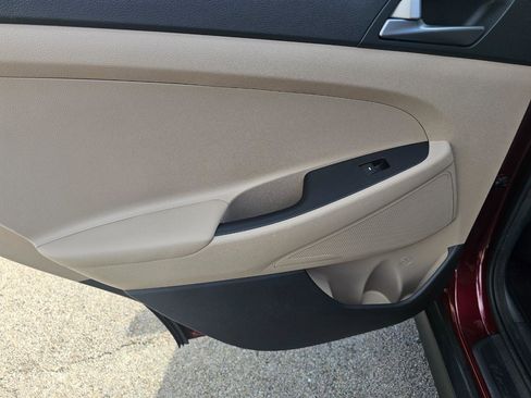 Used 2017 Hyundai Tucson SE image 22