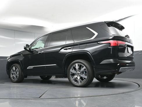 Certified 2024 Toyota Sequoia Capstone image 30