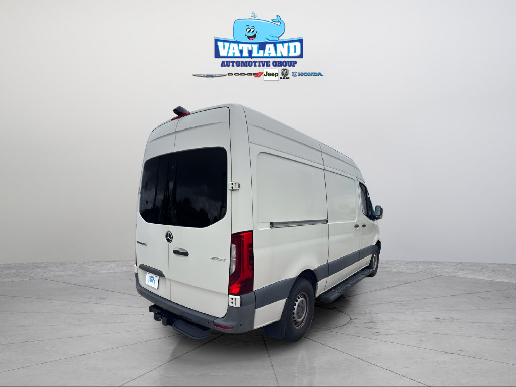 Used 2020 Mercedes-Benz Sprinter 2500 image 24