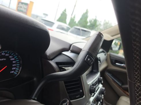 Used 2015 Chevrolet Suburban LTZ AWD/4WD image 24
