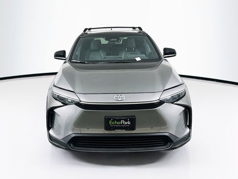 Used 2025 Toyota bZ4X FWD image 2