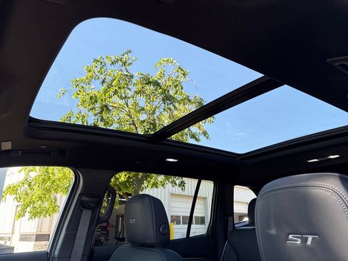 New 2026 Buick Enclave Sport Touring w/ Power Package FWD image 16