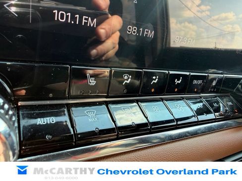 Used 2023 GMC Canyon AT4 w/ Canyon Safety Plus Package AWD/4WD image 16