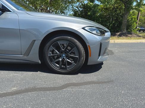 Used 2023 BMW i4 eDrive35 w/ Premium Package RWD image 2