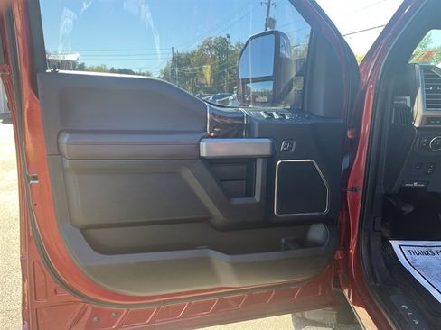 Used 2017 Ford F250 Platinum w/ Platinum Ultimate Package AWD/4WD image 16